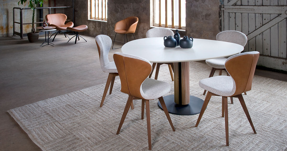 Steely Eggy Table