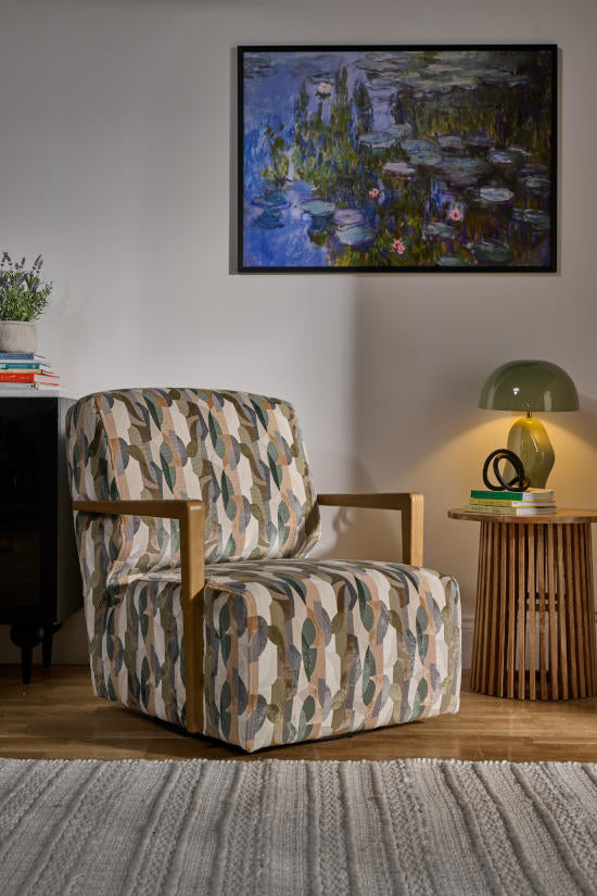 The Retro Swiveling Armchair